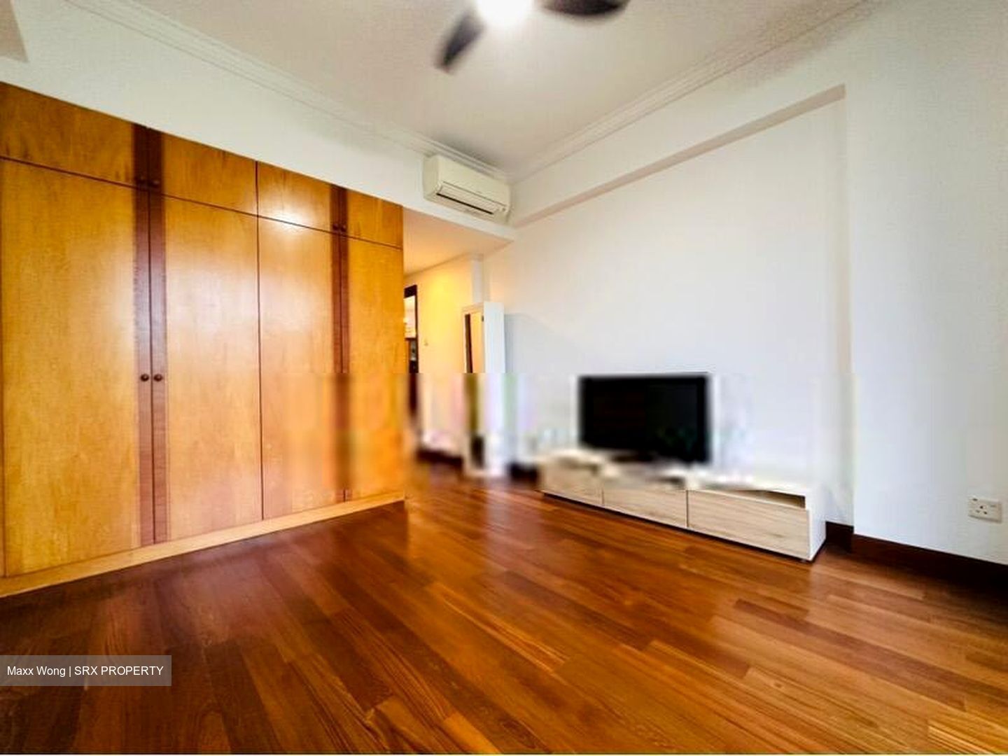 Hillview Avenue (D23), Condominium #556349271